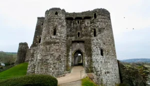 Read more about the article Kidwelly Castle: A Fortress of Battles, Betrayal, and Haunting Legends